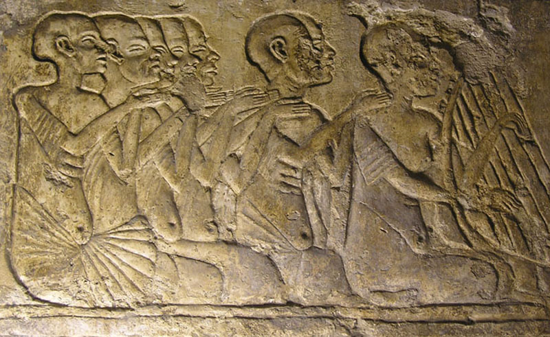 Harpiste et chanteurs de la tombe de Meryrê à Amarna (18ᵉ dyn.), cliché S. Emerit.