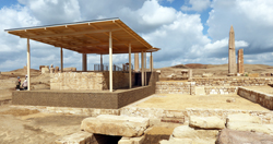Abri de la tombe de Chéchonq III à Tanis